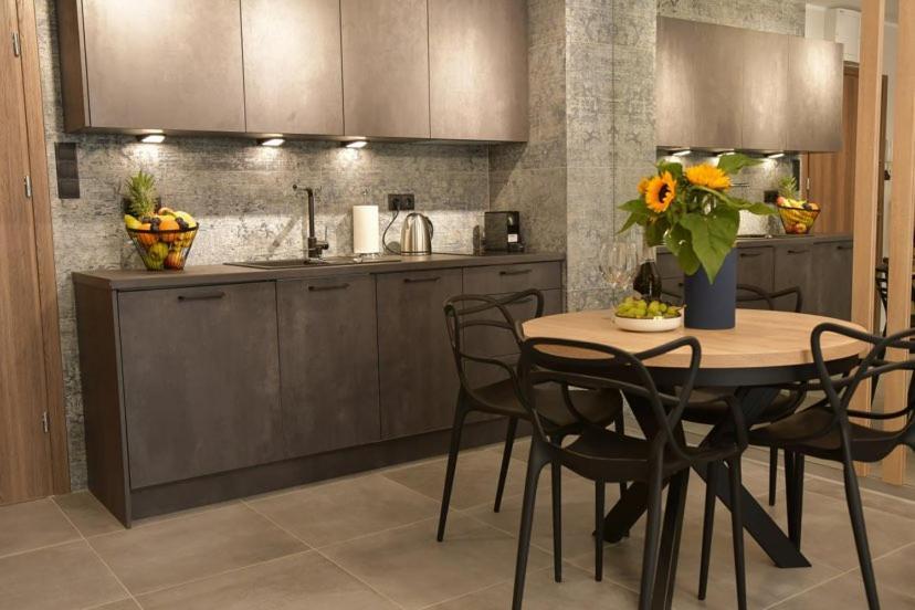 Apartament Prywatny Stone Hill Rackiewicz Z Basenem Szklarska Poreba Dış mekan fotoğraf